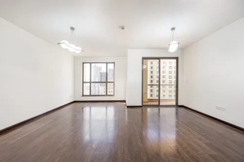 3 Bedrooms Apartment in Murjan 5