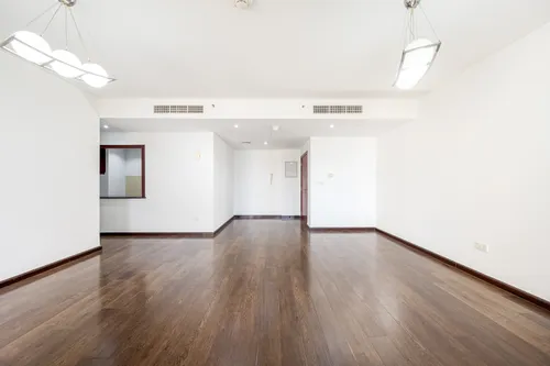 3 Bedrooms Apartment in Murjan 5