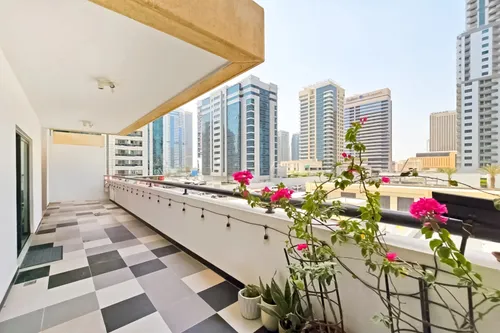 2 Bedrooms Apartment in Time Place Tower
