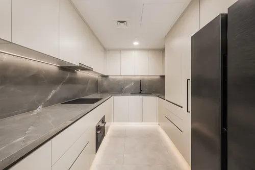 2 Bedrooms Apartment in Time Place Tower