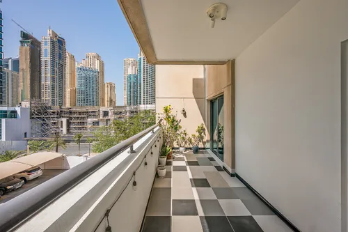 2 Bedrooms Apartment in Time Place Tower