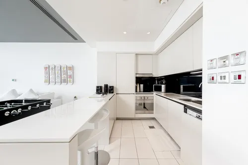 1 Bedroom Apartment in Index Tower