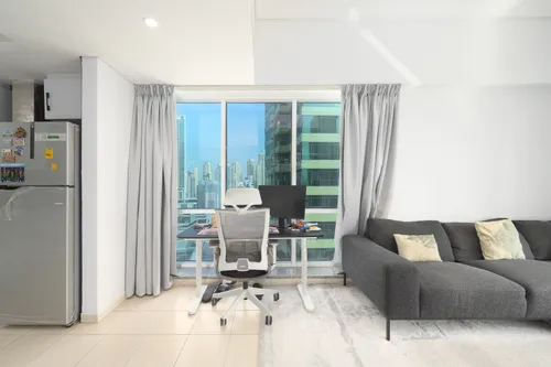 1 Bedroom Apartment in Lake Terrace