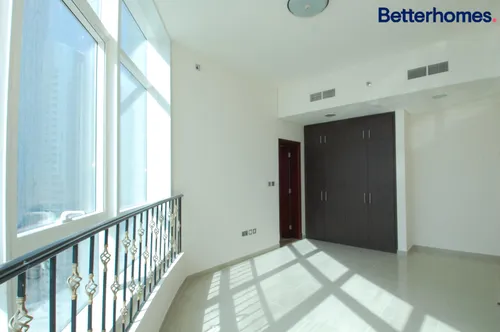 2 Bedrooms Apartment in Hydra Avenue Towers