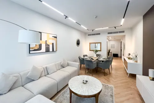 2 Bedrooms Apartment in Elite Residence