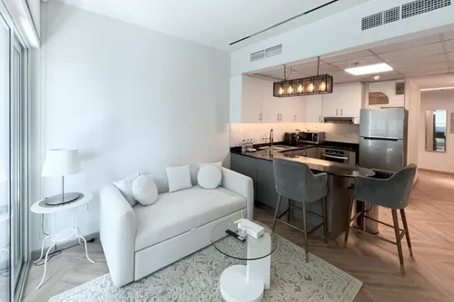 2 Bedrooms Apartment in Elite Residence