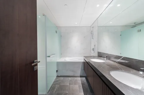 3 Bedrooms Apartment in The Residences JLT