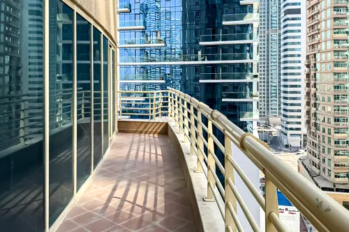 1 Bedroom Apartment in Icon Tower 2