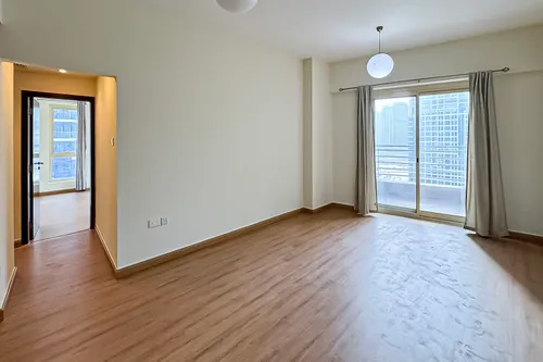 1 Bedroom Apartment in Icon Tower 2