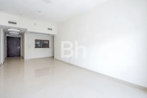 Fully Upgraded | Maid Room | Vacant on Transfer