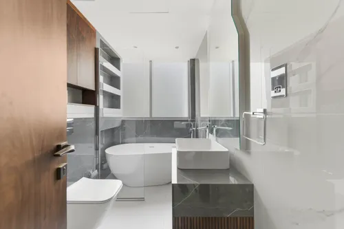 3 Bedrooms Apartment in The Jewel Tower B