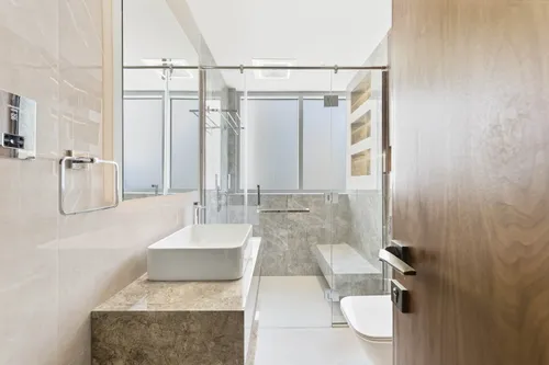 3 Bedrooms Apartment in The Jewel Tower B