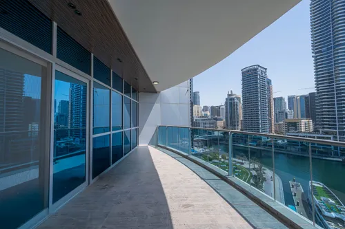 3 Bedrooms Apartment in The Jewel Tower B