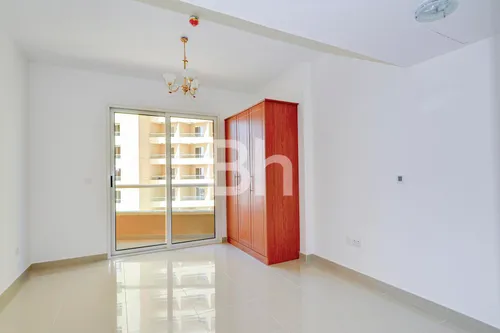 Negotiable | Tenanted | Higher Floor | Balcony