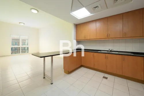 2 Bedrooms Apartment in Building 114
