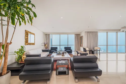 3 Bedrooms Penthouse in Al Fattan Marine Towers