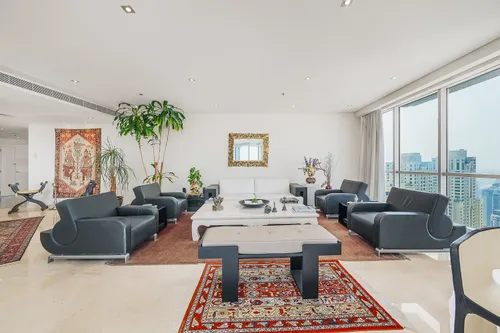 3 Bedrooms Penthouse in Al Fattan Marine Towers