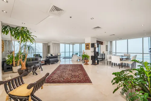 3 Bedrooms Penthouse in Al Fattan Marine Towers