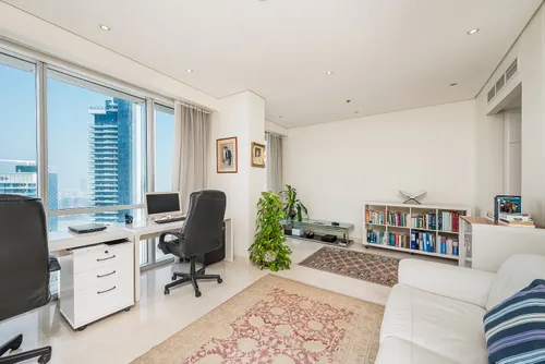 3 Bedrooms Penthouse in Al Fattan Marine Towers