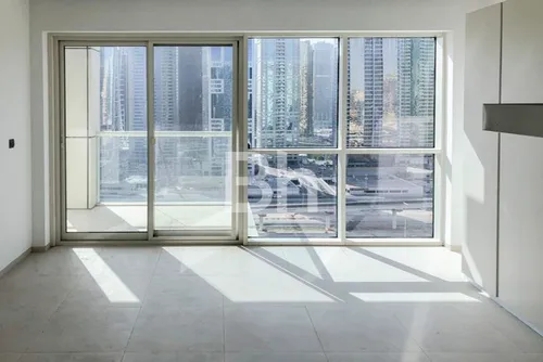 Huge Balcony | Modern | Bright & Spacious