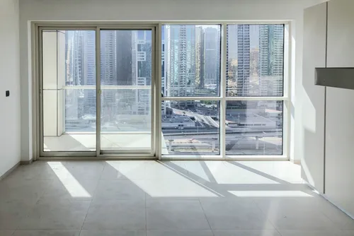Huge Balcony | Modern | Bright & Spacious