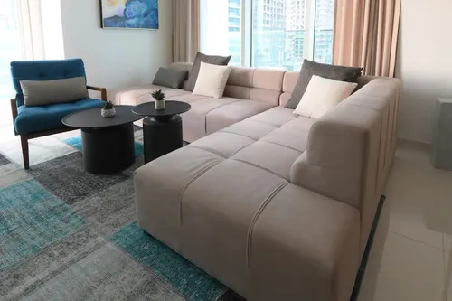 2 Bedrooms Apartment in Sunrise Bay