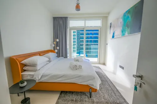 2 Bedrooms Apartment in Sunrise Bay