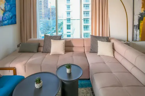2 Bedrooms Apartment in Sunrise Bay
