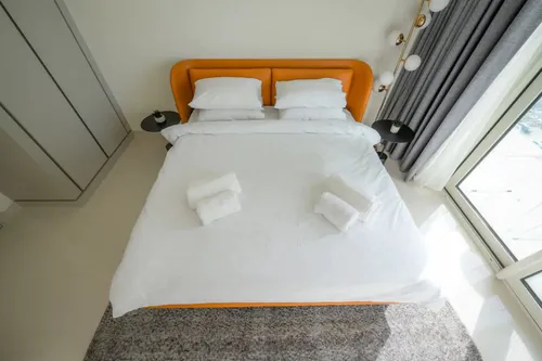 2 Bedrooms Apartment in Sunrise Bay