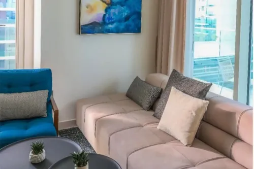 2 Bedrooms Apartment in Sunrise Bay