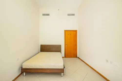 2 Bedrooms Apartment in Marina Diamond 2