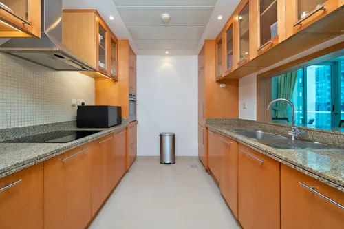 2 Bedrooms Apartment in Shemara Tower