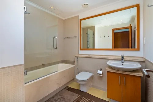2 Bedrooms Apartment in Shemara Tower