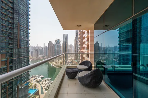 3 Bedrooms Apartment in Emirates Crown
