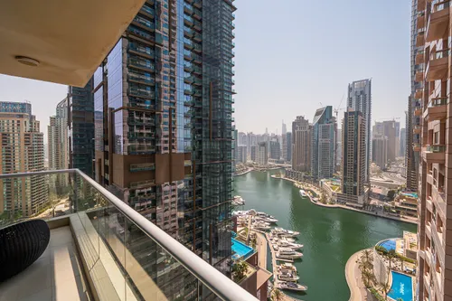 3 Bedrooms Apartment in Emirates Crown