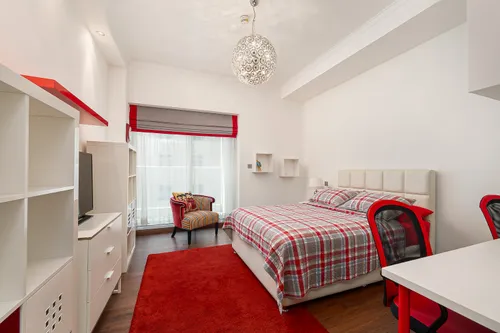 3 Bedrooms Apartment in Emirates Crown