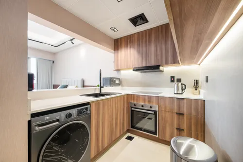 Apartment in Lake Shore Tower
