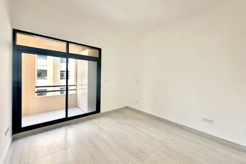 3 Bedrooms Apartment in Al Sidir 4
