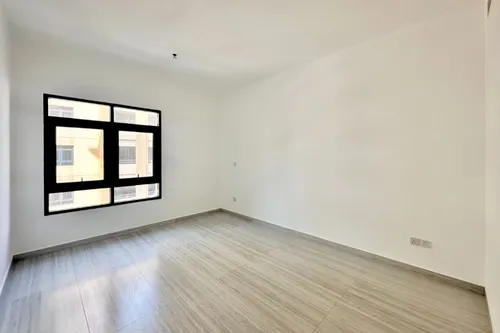 3 Bedrooms Apartment in Al Sidir 4
