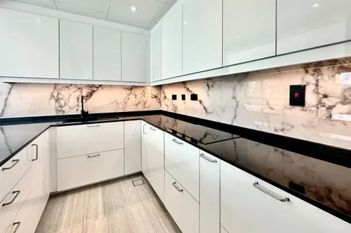 3 Bedrooms Apartment in Al Sidir 4