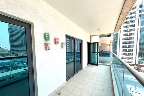 2 Bedrooms Apartment in Time Place Tower