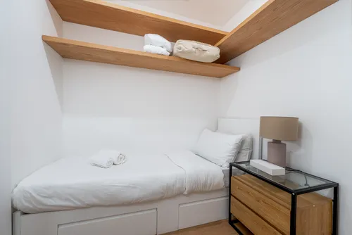 2 Bedrooms Apartment in Al Tamr