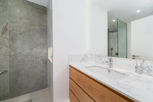 2 Bedrooms Apartment in Al Tamr