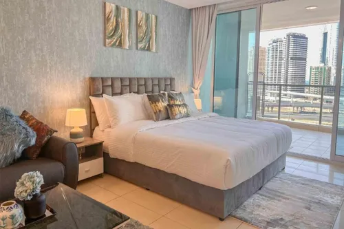 Apartment in Laguna Tower