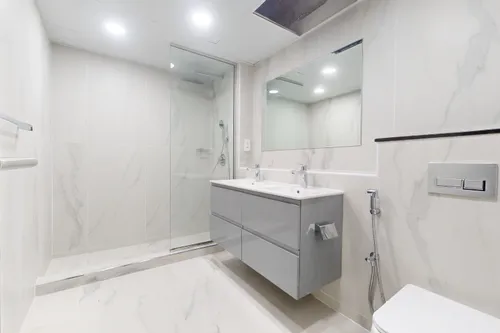 2 Bedrooms Apartment in Al Majara 1