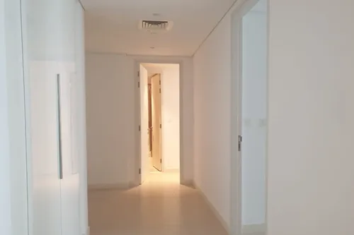 2 Bedrooms Apartment in Apartment Building 10