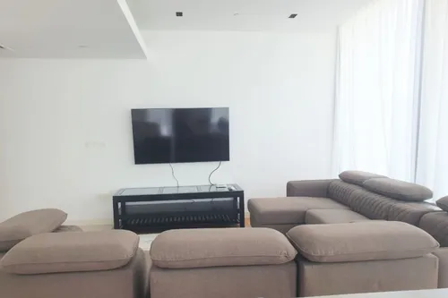 2 Bedrooms Apartment in Apartment Building 10
