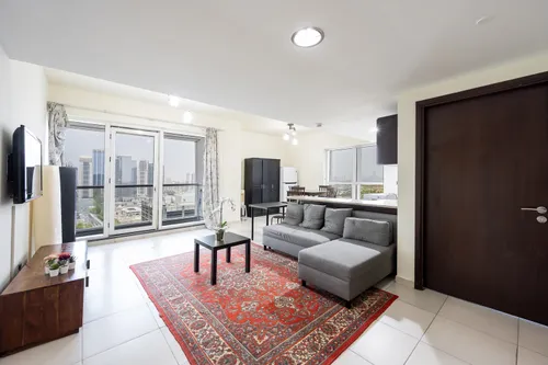 Spacous Layout | Vacant | High Floor