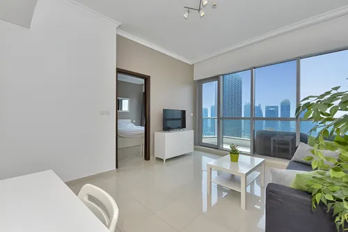 1 Bedroom Apartment in Bay Central West