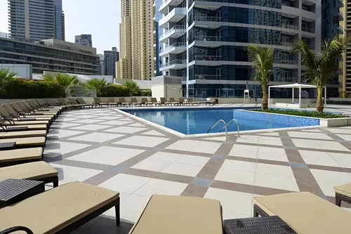 1 Bedroom Apartment in Bay Central West